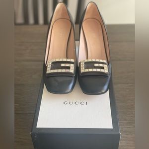 Authentic Gucci Black Leather Crystal G Mid-Heel Pump Women size 37.5